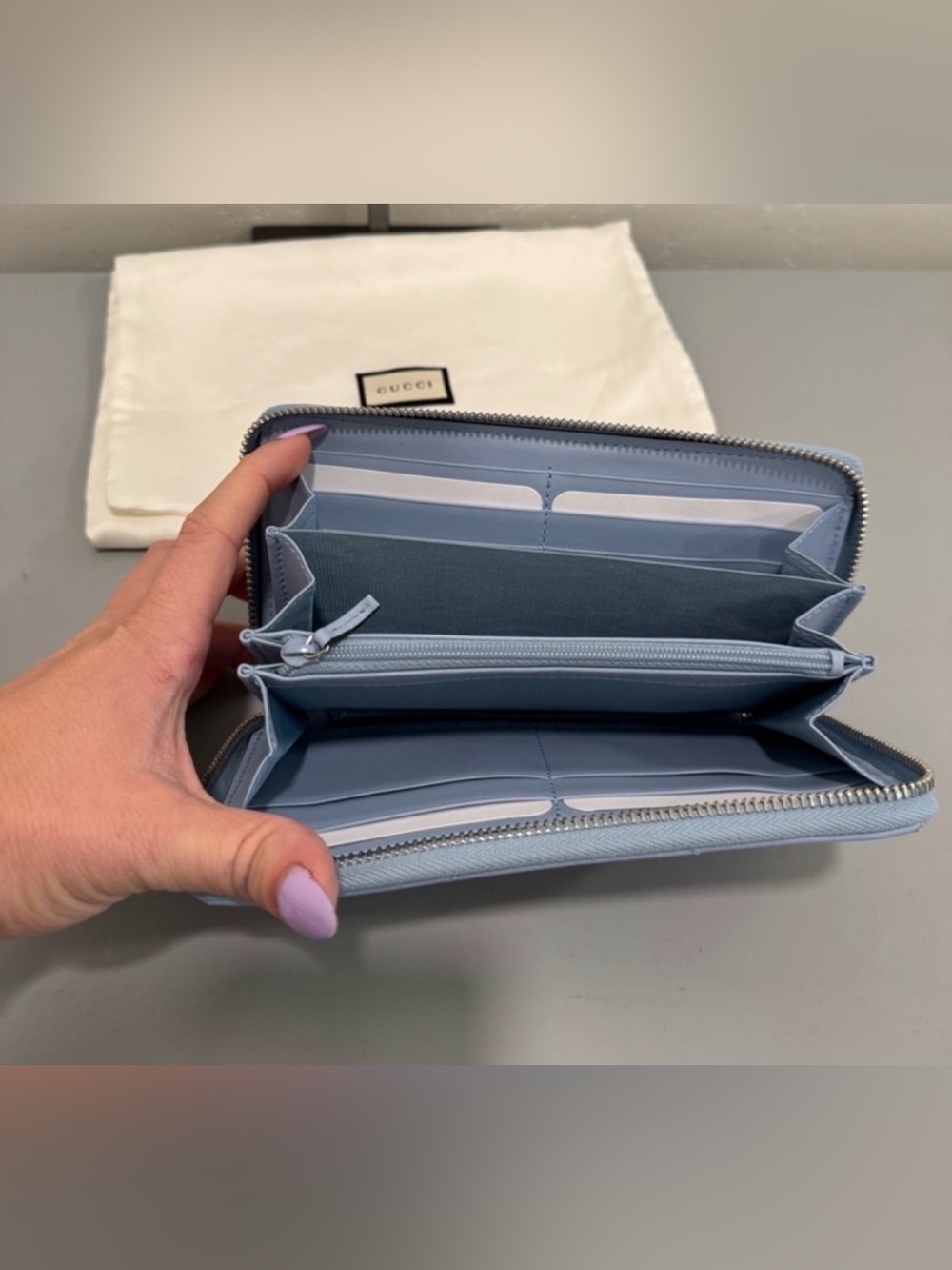 Gucci Marmot Sky Blue Quilted
GG Zip Wallet - Picture 7 of 9